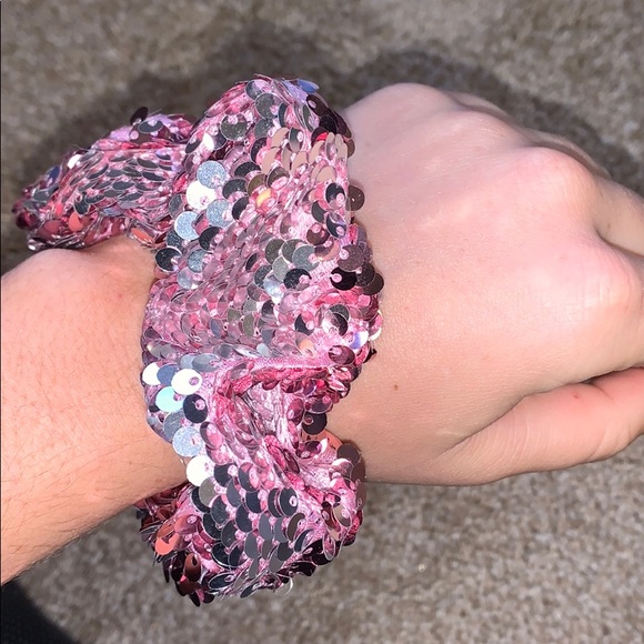 Missguided Pink and Silver Sequin Scrunchie - Picture 7 of 8